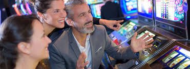 play solitaire Live Casino